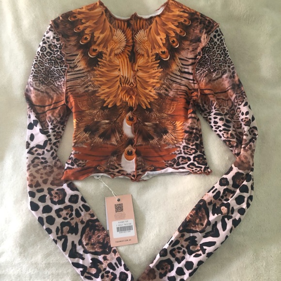 Tigermist animal print long sleeve crop top - Picture 3 of 5